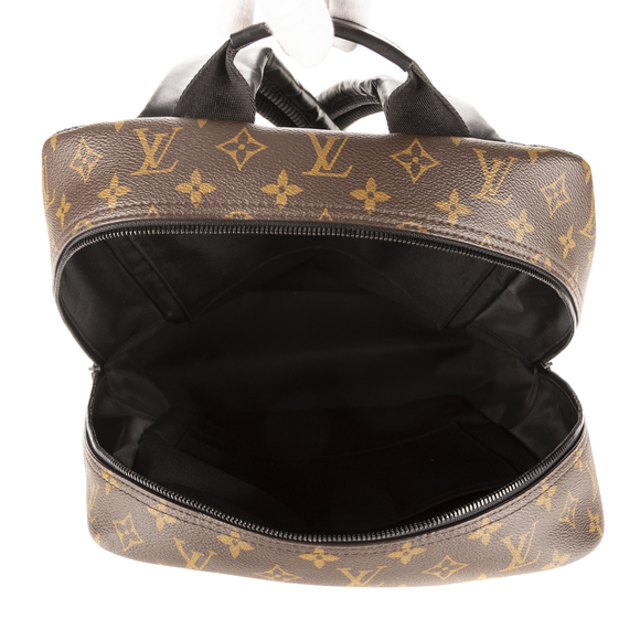 Louis Vuitton Dean - Picture 7 of 8